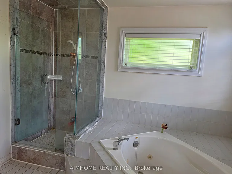 49 Holbrook Ct — Photo 18