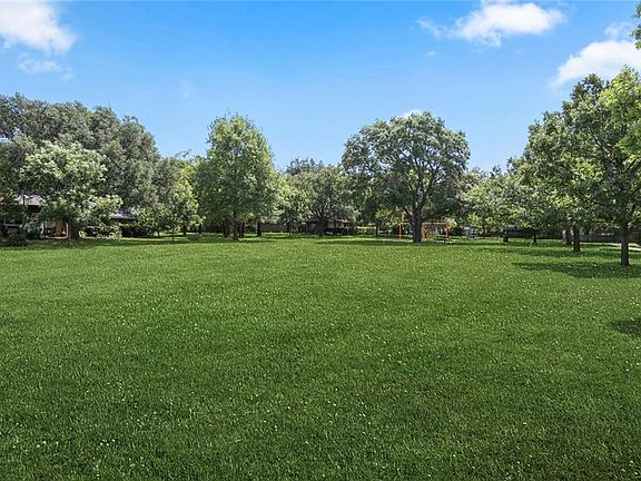 5th image of 15712 Daleport Cir