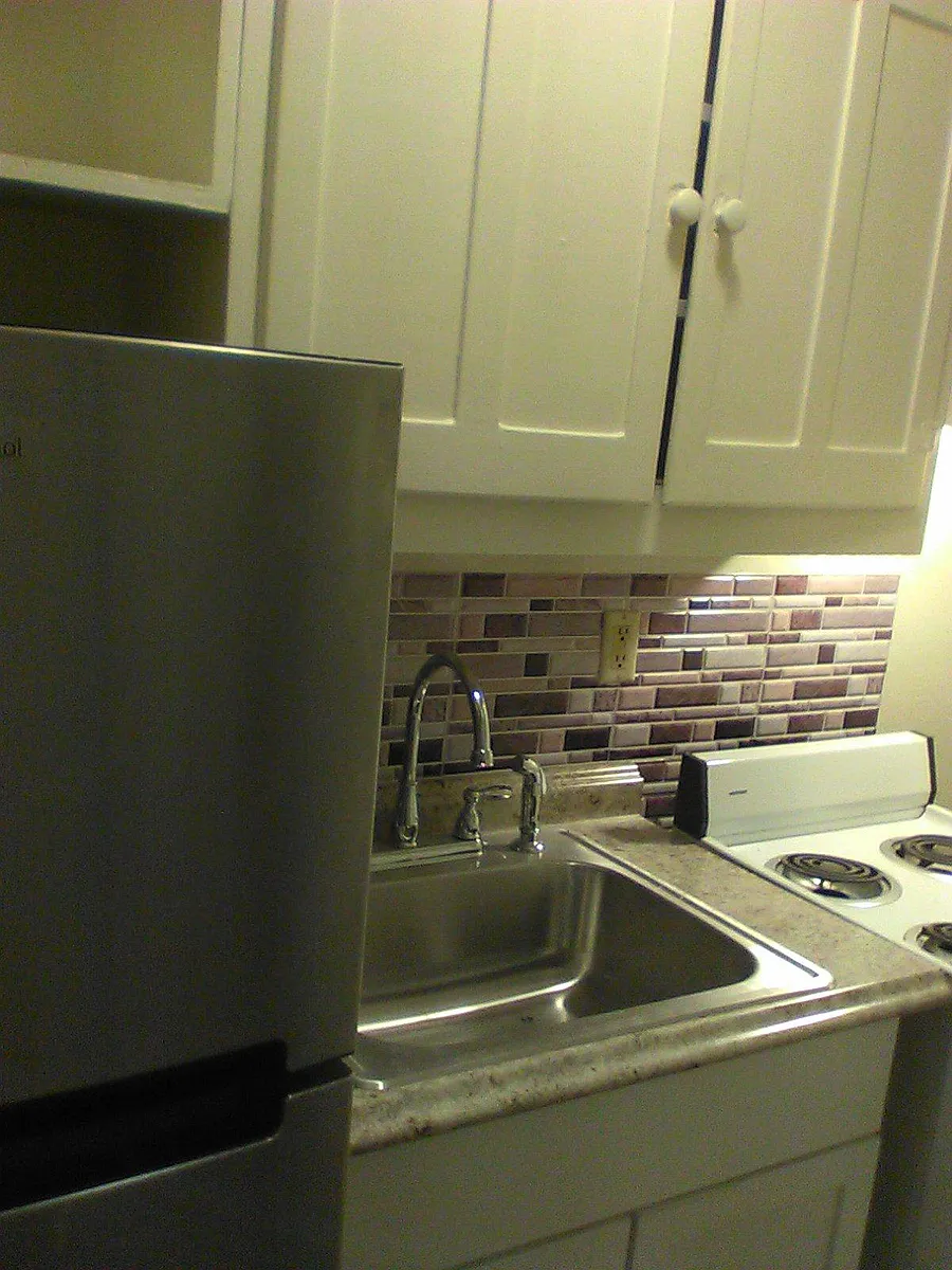 Building Photo - 1102 N 3rd St #3B