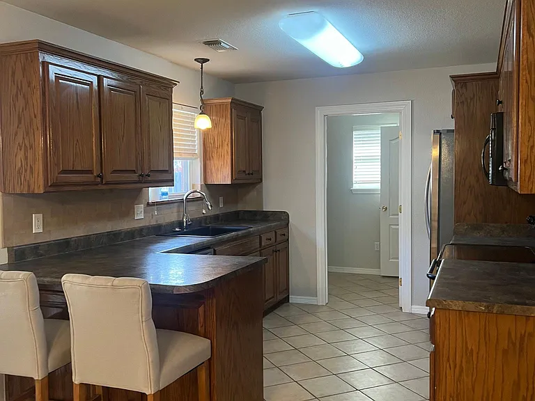 7907 Saint Louis Dr — Photo 5