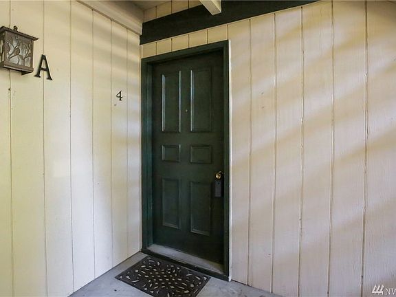 3rd image of 2929 SE Mile Hill Dr #4