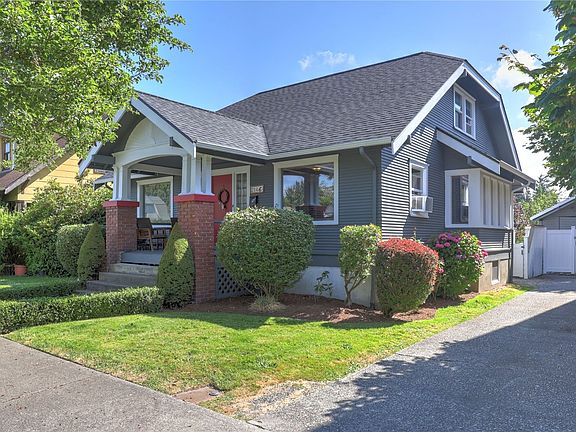 Move-in ready... Fresh exterior paint and newer roof! Driveway leads to your fully fenced backyard and 1-car garage.>
