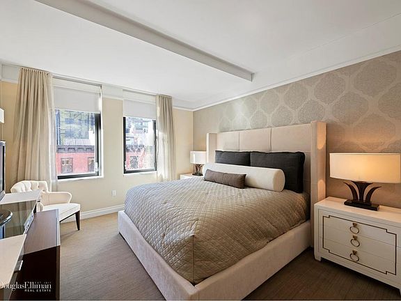 4th image of 455 W 20th St APT 5A