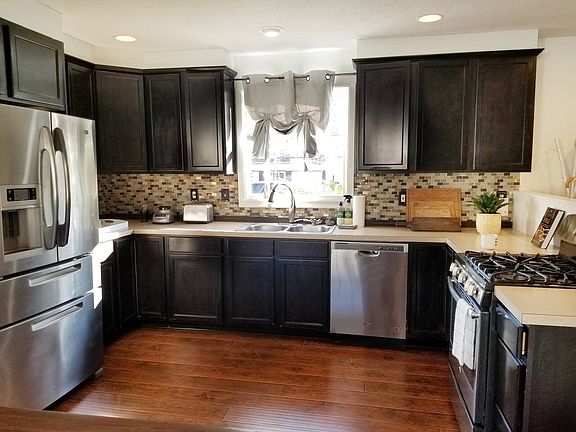 2nd image of 24 Aiken Pl