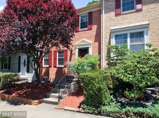8372 Stationhouse Ct, Lorton, VA 22079