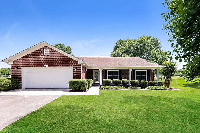 304 Plantation Dr