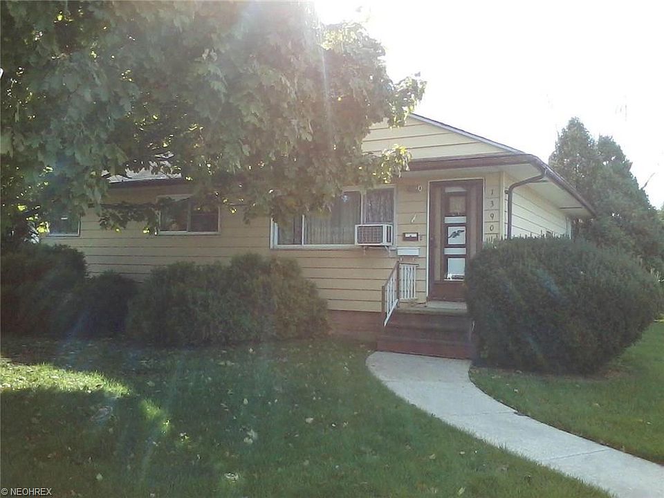 1st image of 13901 Brookdale Ave
