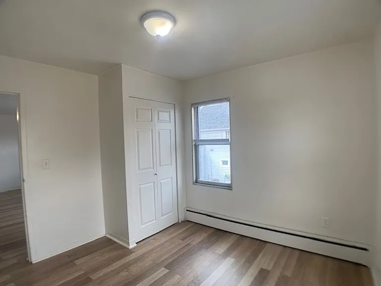 405 Fairview Ave N — Photo 11