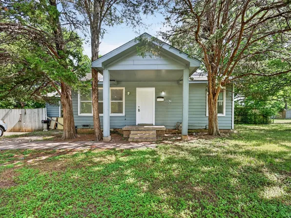 8323 Lapanto Ln, Dallas, TX 75227