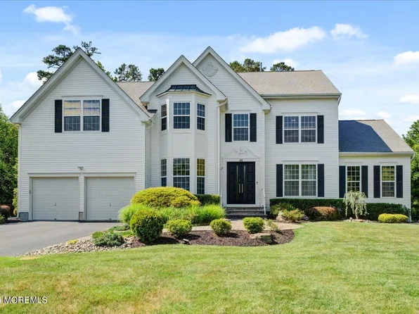 26 Emily Road, Manalapan, NJ 07726