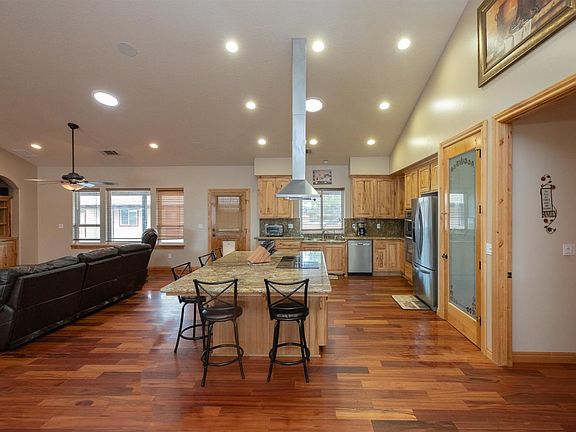 4th image of 11880 Lagartijo Dr