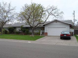 9512 Sara St, Elk Grove, CA 95624