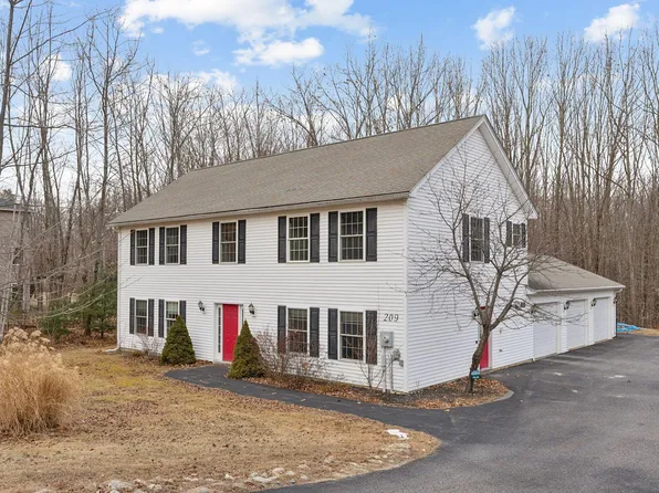 209 Hickory Drive, Auburn, ME 04210