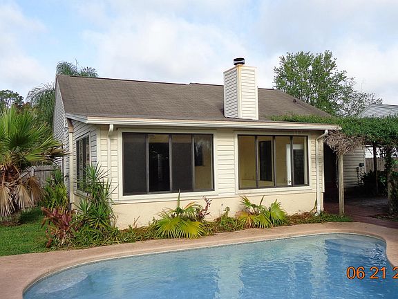 4th image of 8111 Loch Lomond Ln