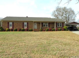 1416 Thelma Rd, Roanoke Rapids, NC 27870