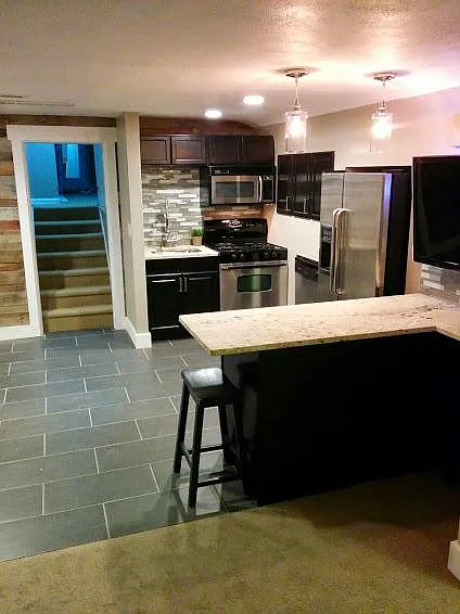 2263 S 1700 E — Photo 13