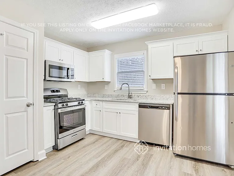 126 Aztec Way SE — Photo 9