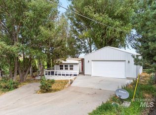 12730 Ronnie Dr, Caldwell, ID 83607