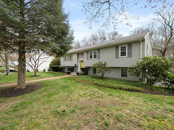 2nd image of 65 Stanford Dr