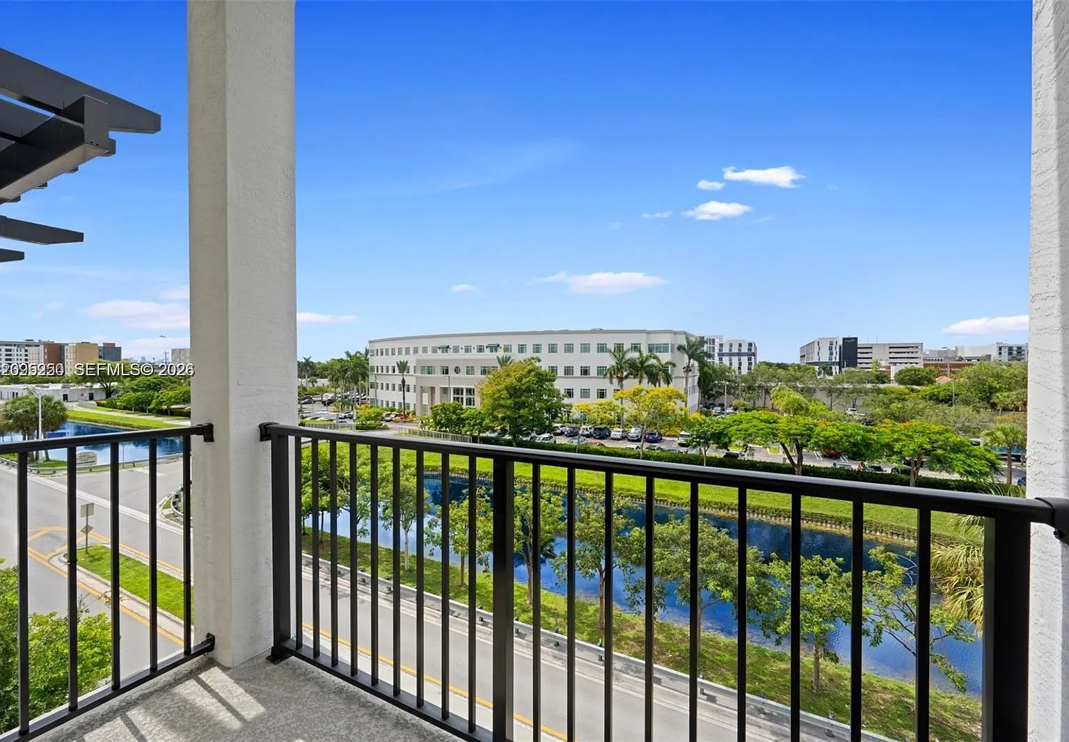 Downtown Doral South Phas — Photo 1