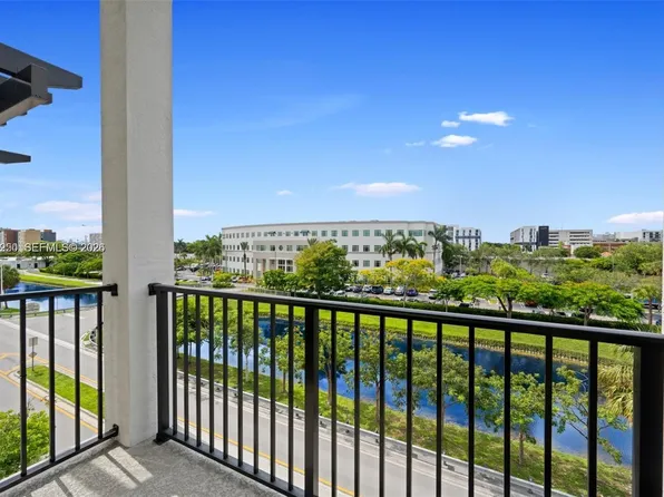 8301 NW 41st St #B-401, Doral, FL 33166