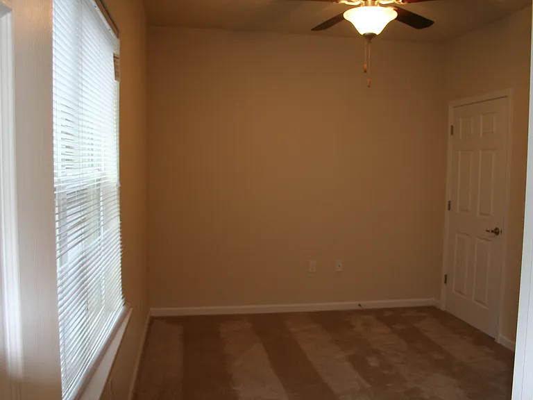 Walters Ridge Apartments — Photo 15