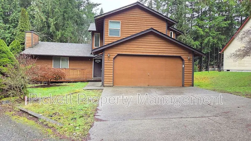 3 bed, 2.5 bath, 1852 sqft, $2,600 — Photo 2