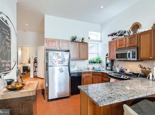 405 Bainbridge St #A, Philadelphia, PA 19147