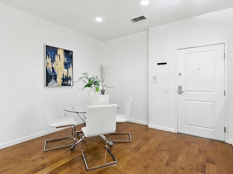 10745 N De Anza Blvd #115 — Photo 19