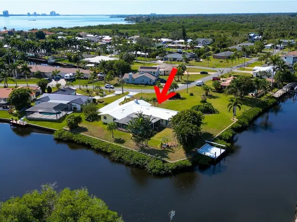 1751 Coral Way, North Fort Myers, FL 33917