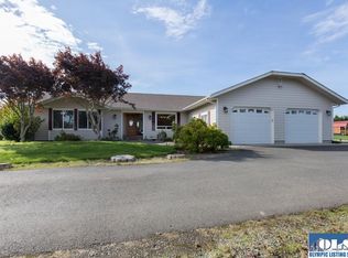 73 Haywire Ln, Sequim, WA 98382