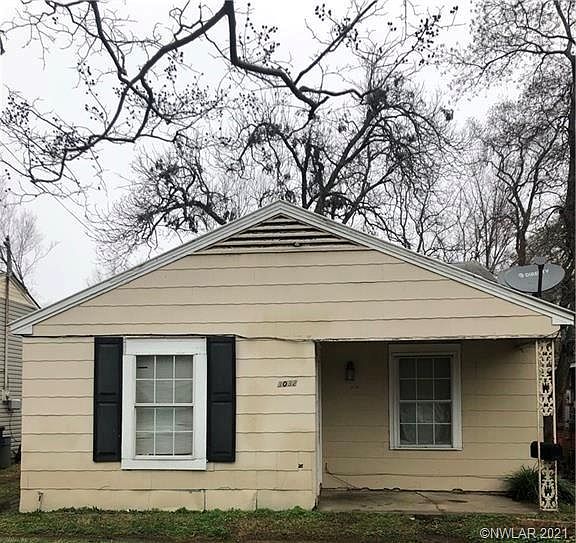 2nd image of 3032 Midway St