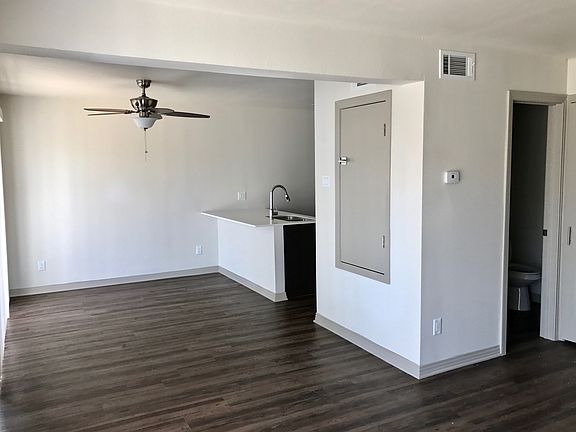 4th image of 4627 Munger Ave APT 101