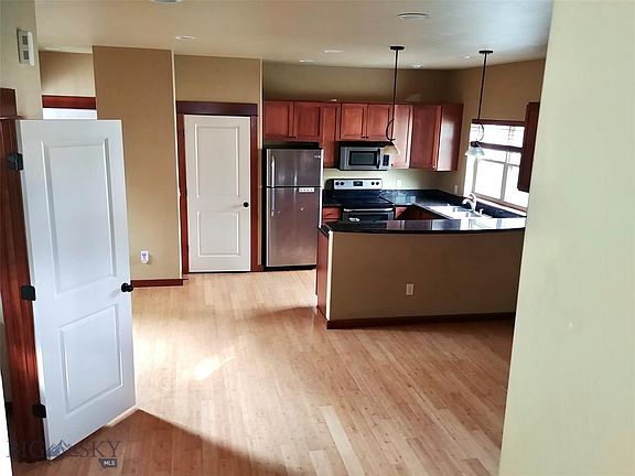 3rd image of 3349 N 27th Ave Unit 23