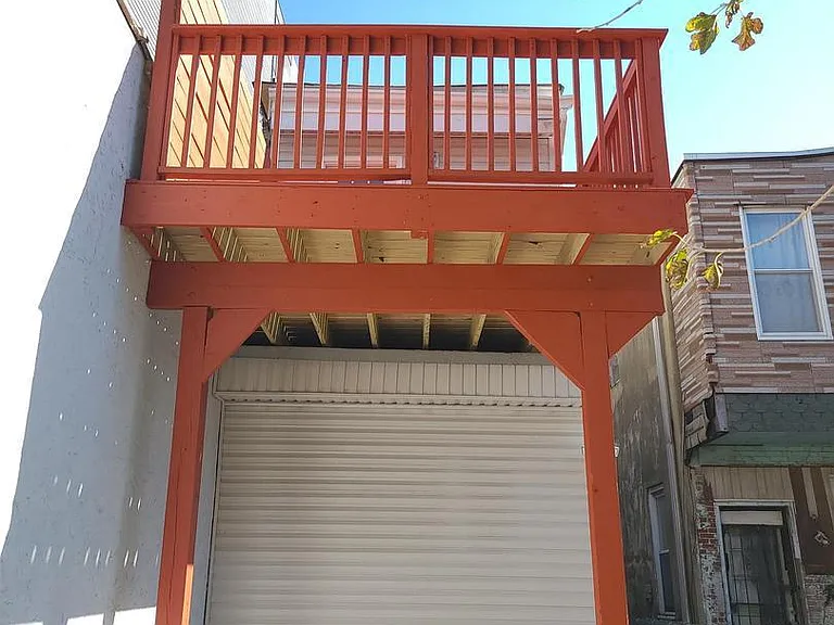 1558 N Randolph St — Photo 12