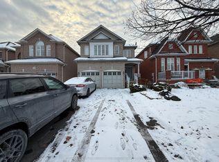 40 Chatterson St, Whitby, ON L1R0B3