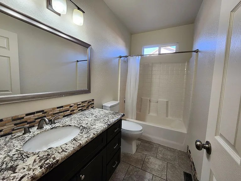 1344 Guiness Way — Photo 14