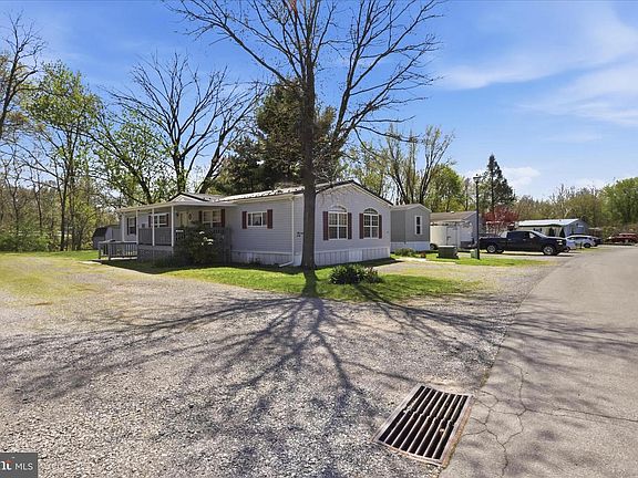3rd image of 11125 Lakeside Dr