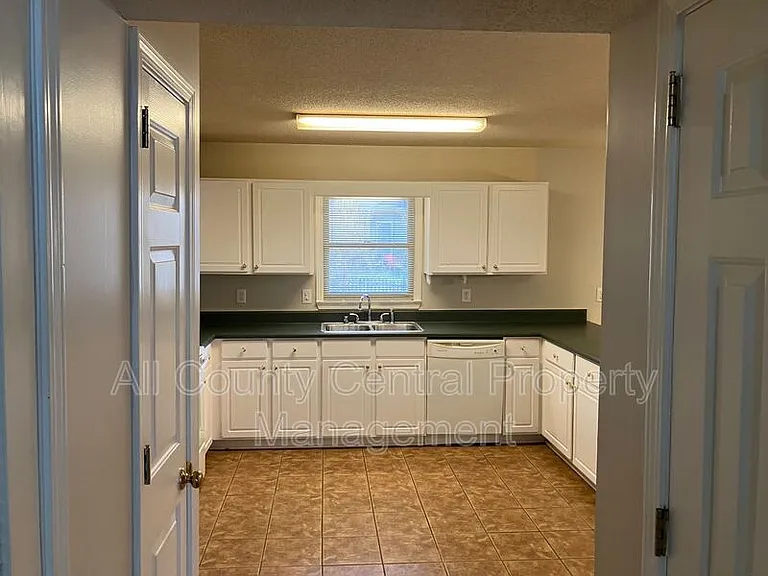 1328 Grayson Valley Pkwy — Photo 4
