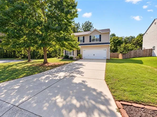 1609 Brambleton Ct, Graham, NC 27253