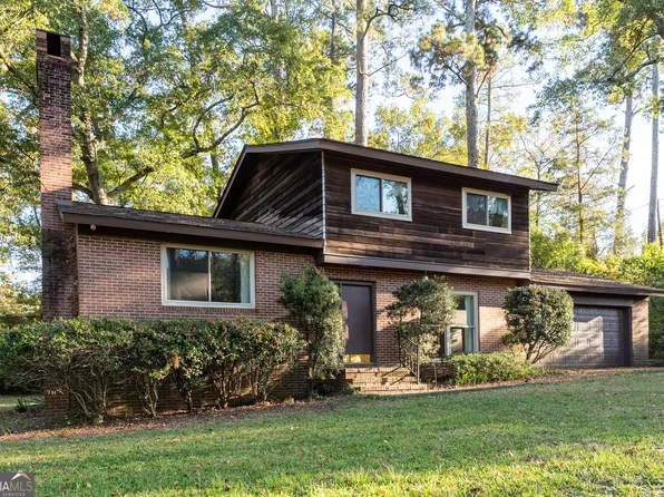 1784 Cedarwood Rd, Milledgeville, GA 31061