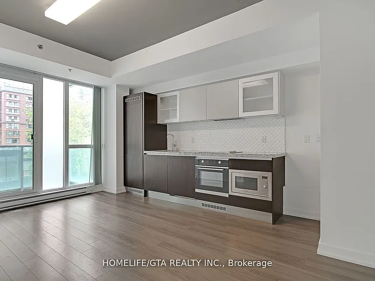 220 George St #506 — Photo 6