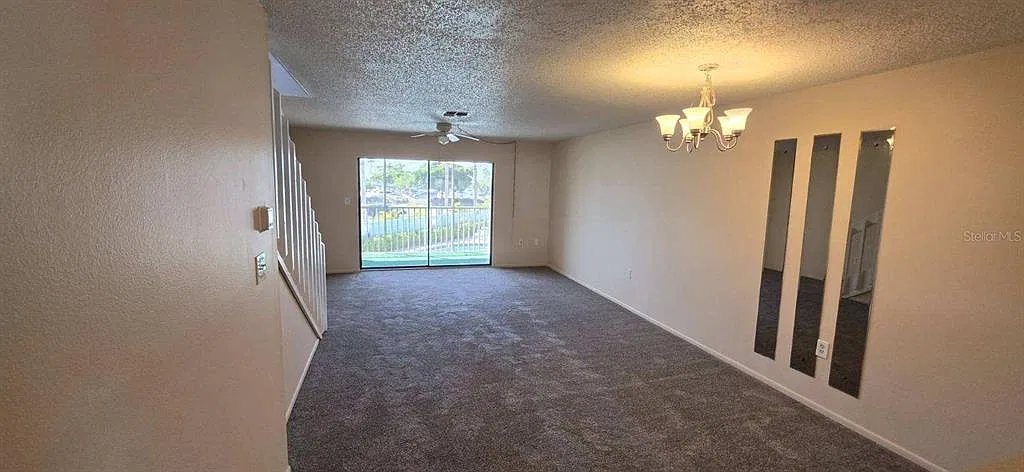 2 bed, 2.5 bath, 1106 sqft, $2,400 — Photo 3