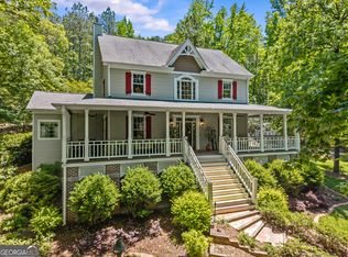 1660 Maple Ridge Dr, Loganville, GA 30052