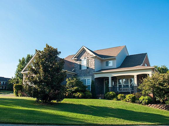 4th image of 308 Stillcreek Dr