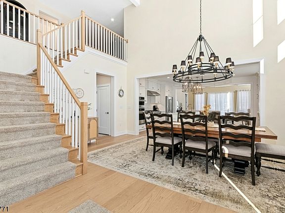 3rd image of 41 Brambling Rd