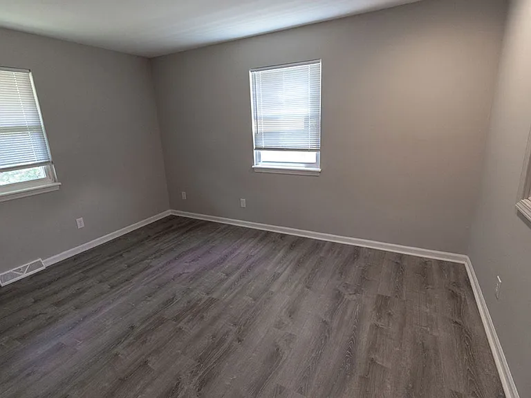 1912 Mirtle Grove Ct — Photo 17