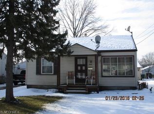 2035 Clermont Ave NE, Warren, OH 44483