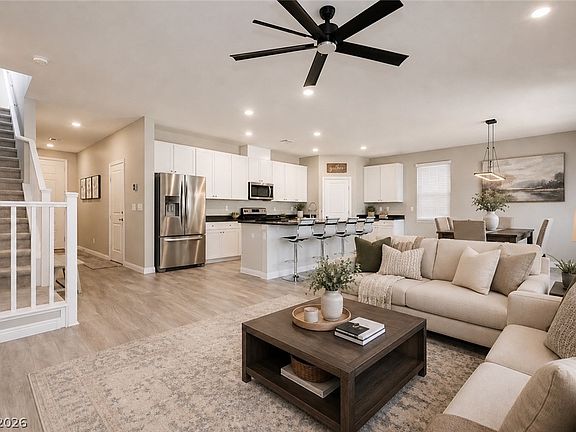 3rd image of 882 Cherry Glen Pl