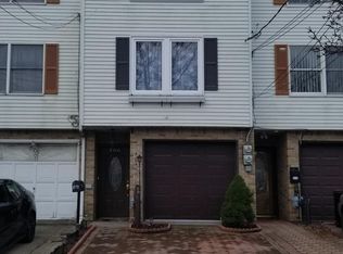 406 Garretson Ave, Staten Island, NY 10305